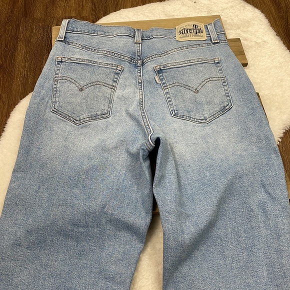 Levi's Silver Tab Distressed Mom Jeans - Picture 6 of 6